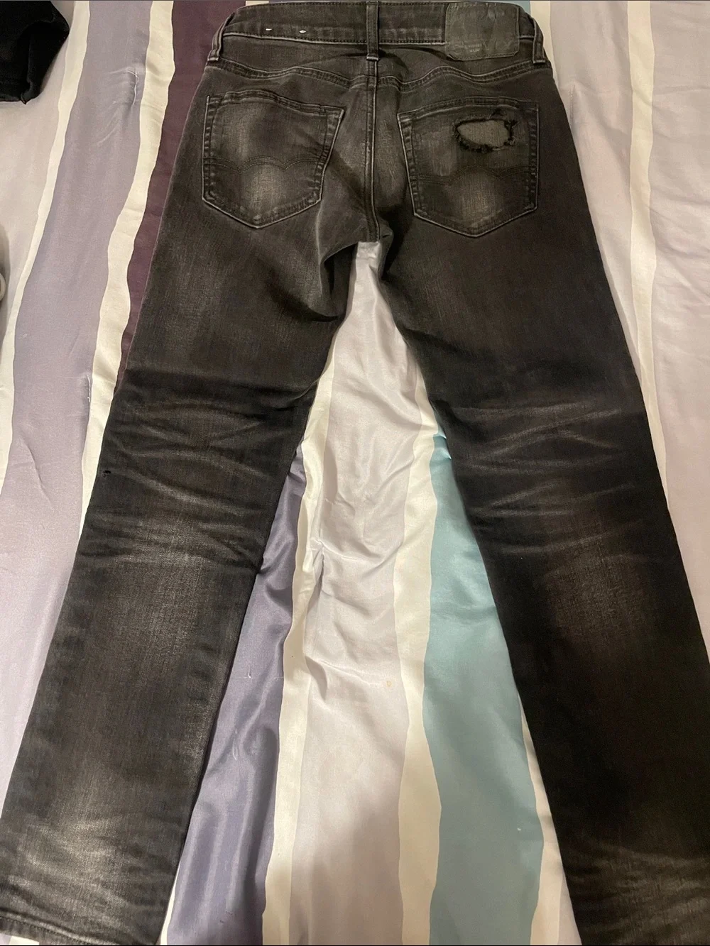 American Eagle Outfitters Black Distressed Skinny Jeans
